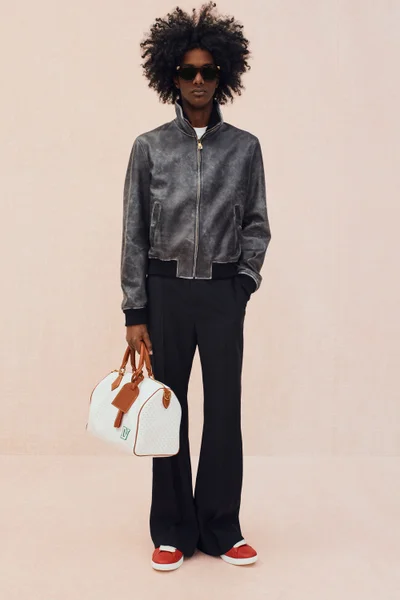 Look 24